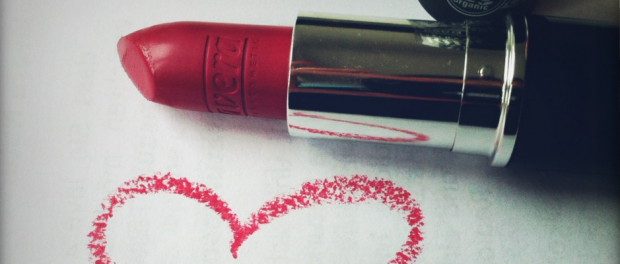 Lippenstift aus der Trend sensitive Beautiful Lips Kollektion von laverna in der Farbe 