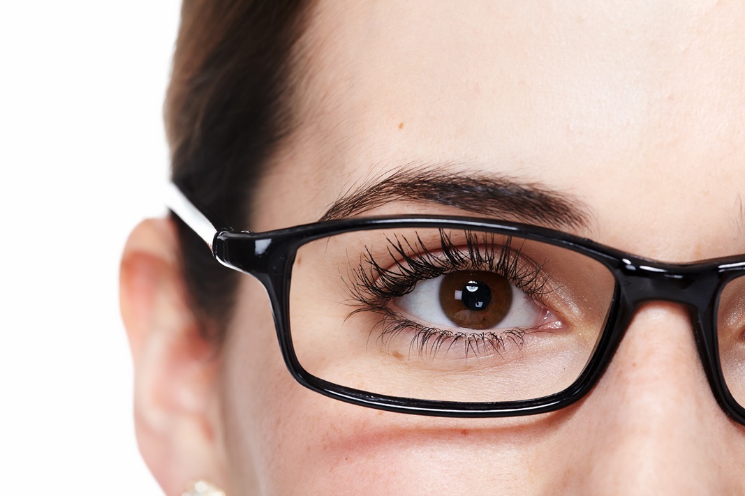 Die 10 besten Schminktipps für Brillenträger Beautylog