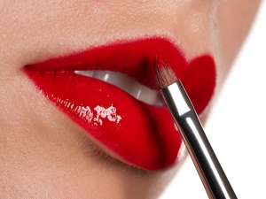 Rote Lippen perfekt schminken